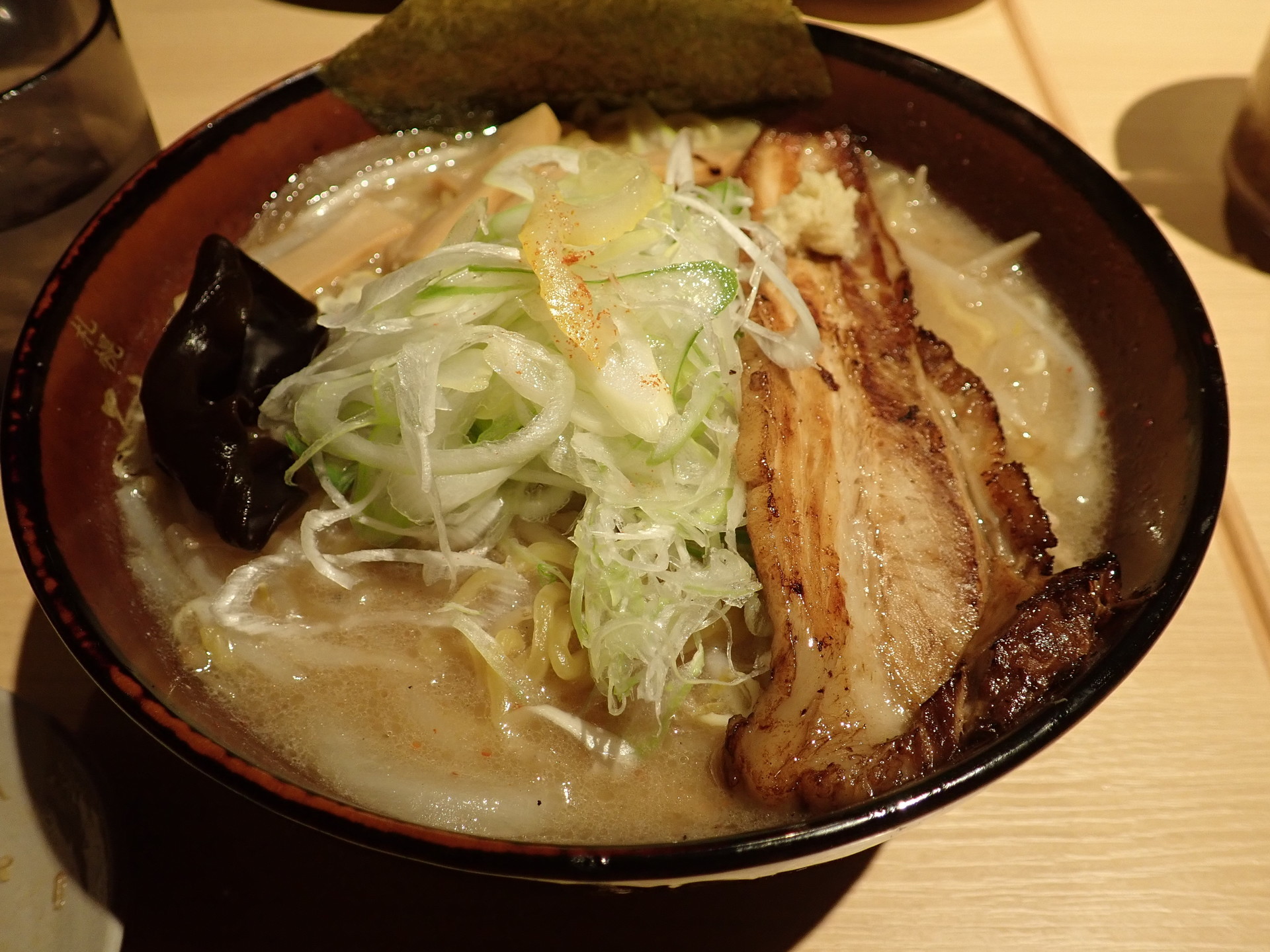 ラーメン修行17 今年36杯目 味噌ラーメン 大盛り 札幌みその お台場海浜公園 研究とラーメンと読書